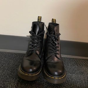 Clemency 8 eye boot